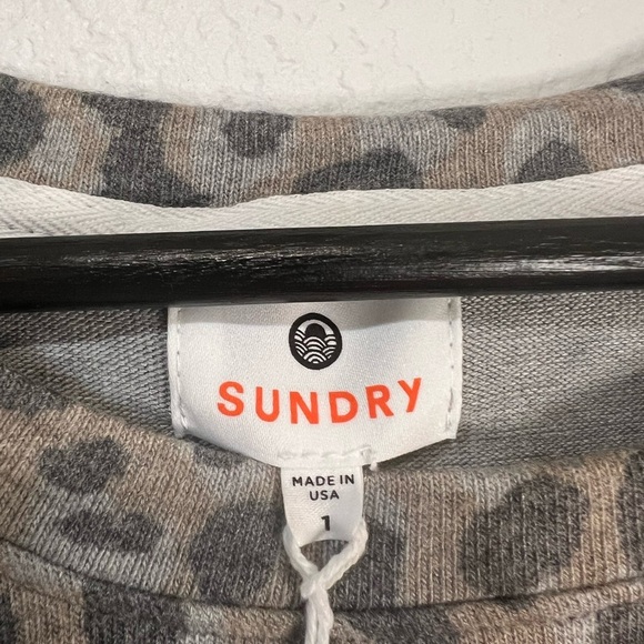 Anthropologie Sundry Leopard Print Drapey Sweater 1 Gray Pullover Crew Neck S - Picture 2 of 5